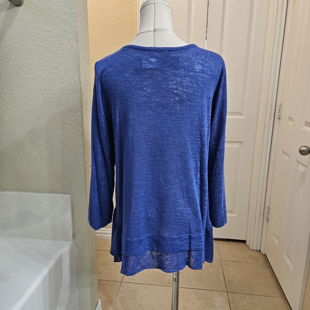 Nally & Millie Blue Lightweight Ruffle Hem Top – Size S/M NWT - Picture 9 of 13